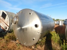 3000 gallon Stainless steel tank, 88" dia. x 120" straight side, dish top & bottom, mounted on 4 Stainless