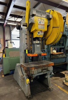 60 Ton, Minster #6, OBI press, S/N 6-16709, 2.5" stroke, 160 SPM, 3" slide adj, 13" Shut Height, STK# 1629M