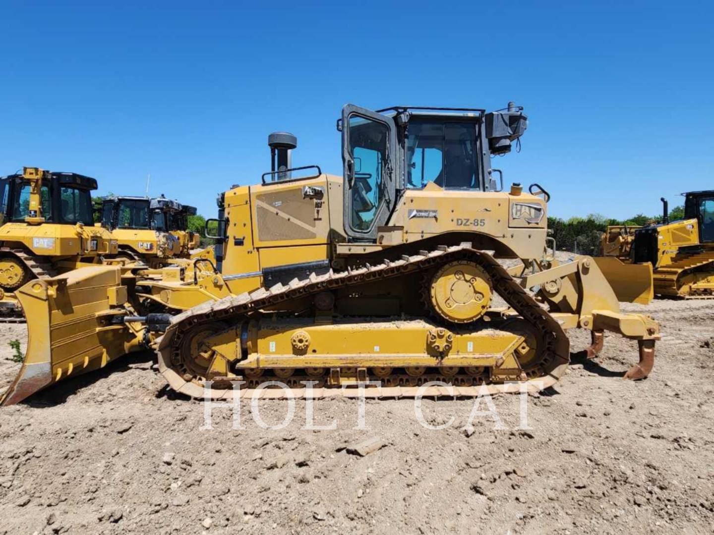 Caterpillar D6XELGPVP3, Crawler Dozer, 1850 hours, S/N: LRG01203, 2024