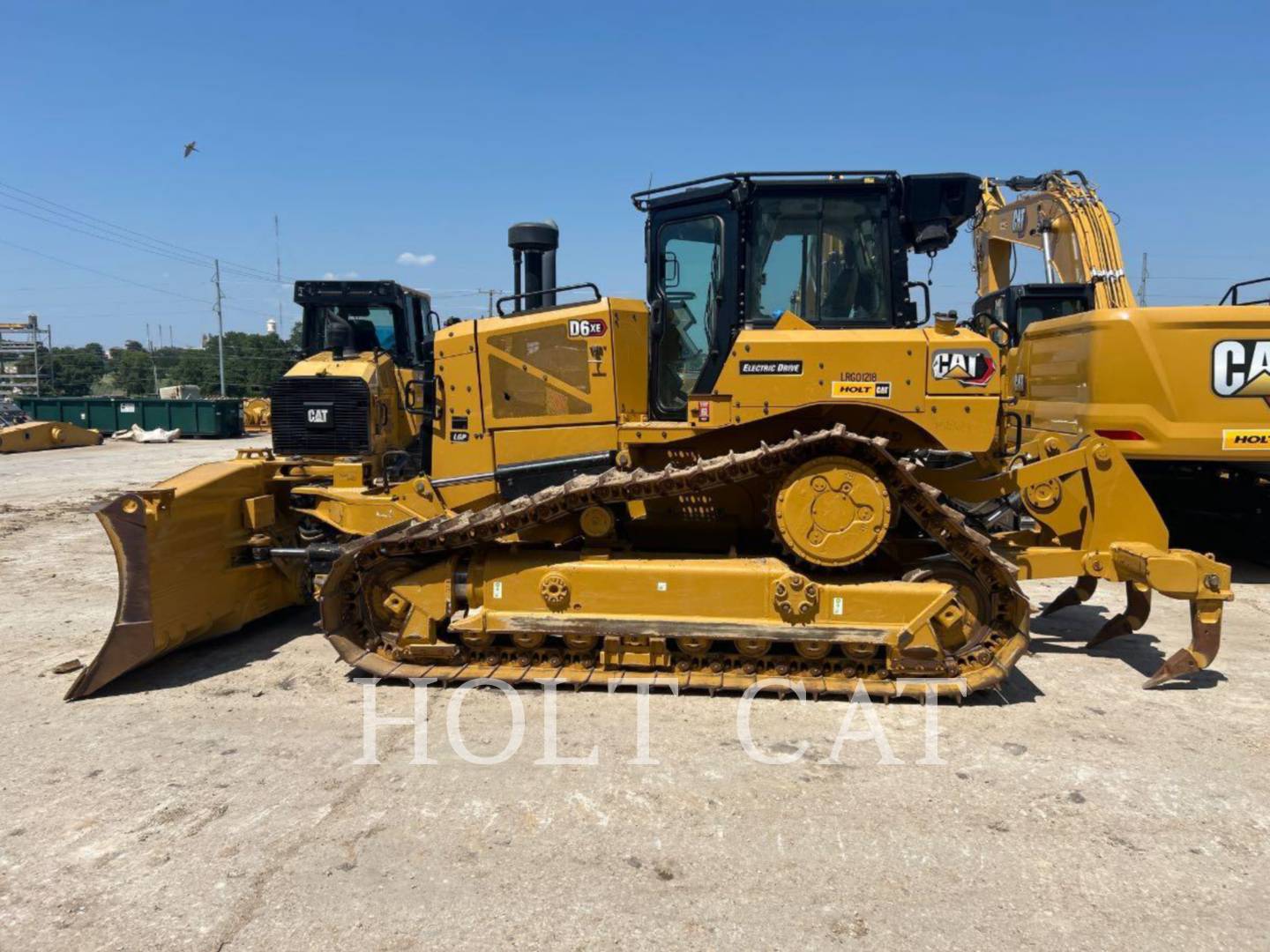 Caterpillar D6XELGPVP3, Crawler Dozer, 1624 hours, S/N: LRG01218, 2024