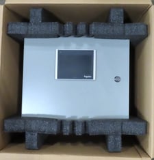 Square D #METSEHDPM84BCLE27 PowerLogic HDPM6000R Meter 84 circuit