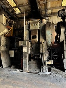 1600 Ton, National #Maxipress, 11" stroke, 29-7/16"to 30" Shut Height, 100 HP, 70 SPM, 1951