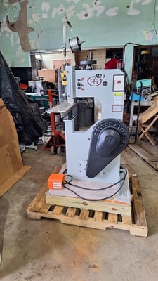 No. M19G20-AST Deluxe wire stitcher, unused, new 2023