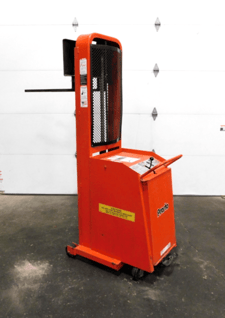 1000 lb. Presto #C62, battery powered lift, 12 VDC