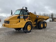 Caterpillar 725 T, Articulated Truck, 149 hours, S/N: B1L02157, 2008