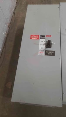 1200 Amp. Cutler-Hammer, Battery Disconnect Switch, 500 VDC (2 available)