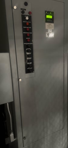 1000 Amp. Zenith, Caterpillar, automatic transfer switch, 4-wire, 277/480Y Volts, 3 phase, 2003