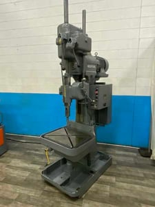 24" Giddings & Lewis Bickford #972-Box-Column, single spindle drill, 24" x 19" work table, power feed, 5 HP