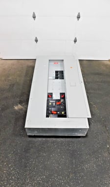 800 Amp. General Electric, CCB, panelboard, 4 wire, 277/480 Volts, 3 phase