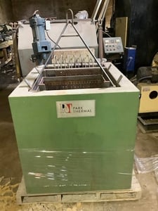 31" width X 33" H X 31" L Park Thermal top load salt bath paint stripping furnace, unused