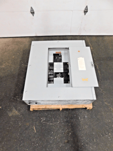 500 Amp. General Electric, CCB, panelboard, 4-wire, 120/208 Volts, 3 phase