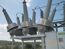 2000 Amp, SIEMENS, SPS 145 40 2000 SPS-145-40-2000, 145 KV, 125 VDC CLOSE/TRIP/MOTOR