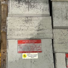 45 KVA 485/560/437 Primary, 250/265 Secondary, General Electric, 3 Phase Dry-Type Power Transformer 9T23B3883