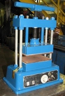5 Ton (approx), Hand screw press, 8" x6" elec.platens, 500°F, 4" daylight & stroke, 110V/1 phase, #2281