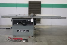 Delta #RT-40, Tilting Arbor Table Saw, w/Splitter & Dado Set, 16" Blade Size, 0-45 deg. R Blade Tilt, 49.5" x