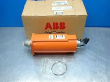ABB #3HAC17334-1/01, AC Servo Motor, Type B, 7.7 Amps, 200 V