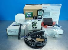 Honeywell, CNX4-NA-LW, MicroRAE Personal Wireless 4-Gas Monitor Loneworker Kit