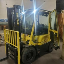 6000 lb. Hyster #60XT, forklift, pneumatic tire, side shift, 2-stage mast, fork positioner, 2018