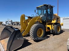 Cat 926M QC 3V, Wheel Loader, 346 hours, S/N: W5L02532, 2022