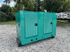47 KW Cummins #GGFE-5751092, Natural Gas Generator, 3 Phase, 277/480 V, 925 hours, 2006