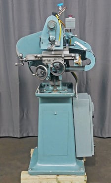 Burke #4, plain horizontal mill, 3-3/4" x 16" table, 66-2875 RPM, 1/2 HP motor, 1997