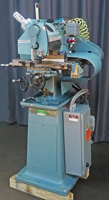 Burke #4, universal horizontal mill, plain vise, pneumatic chip blower