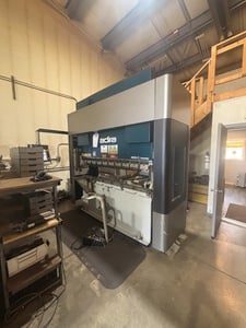 66 Ton, Adira #PA6020-Hexa-C, CNC press brake, 6' overall, 61" between housing, 10.2"stroke, 15.78"throat