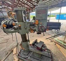 3' -9" Cincinnati, radial drill, 27.25" vertical travel, 10" spindle travel, 36.5" horizontal head travel