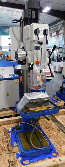 12.5" Knuth #SSB-32-XN, single spindle drill, 1.26" drill capacity, 125-3030 RPM, #4MT, work lamp