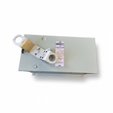 100 Amps, Bulldog/ Bulldog bus plug, Cat BOS14353, 600 Volts, 3-phase, 3-wire, fusible, recond.