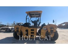 Caterpillar CB7, Vibratory Single Drum Asphalt, 150 hours, S/N: M5R00378, 2023