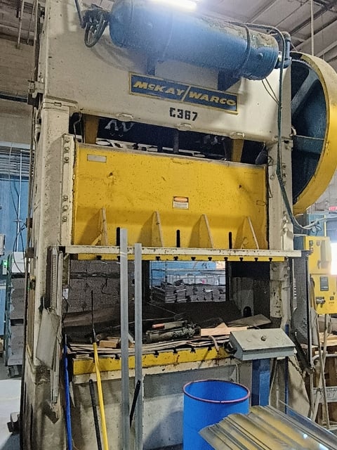 100 Ton, McKay/Warco, Straight side press, 42" x 72" bed, 8" stroke, 35 SPM, 4" adj.