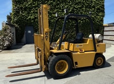 8000 lb. Caterpillar #V80E, 158" lift, LP, 900 hours