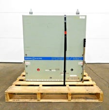 1200 Amps, General Electric, VB-7.2-500-3, Power VAC Circuit Breaker, 8.25 KV, 125 VDC