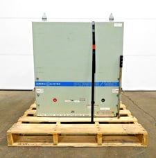 1200 Amps, General Electric, VB-7.2-500-3, Power VAC Circuit Breaker, 8.25 KV, 125 VDC