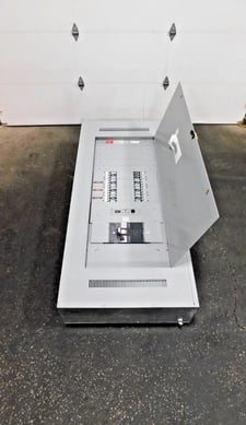 400 Amp. General Electric Spectra Series, Panelboard, 208Y/120 Volts, 3 phase, 4 W, 14 breakers