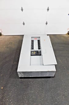 800 Amp. General Electric CCB-2, Panelboard, 208/120 V, 3 phase, 4 W, 13 breakers