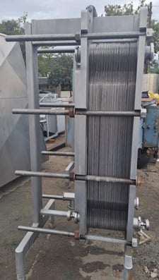 180 sq.ft., Mueller, Accu-Therm AT161B-10 Stainless Steel, plate heat exchanger, 316 Stainless Steel, 38