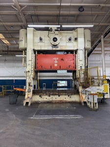 1000 Ton, Verson #S4-1000-144-84T, straight side double crank mechanical press, 20" stroke, 60" Shut Height
