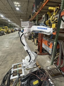 Yaskawa Motoman, GP25, 6-Axis robot with YRC1000 control, 25 Kg, 1730mm reach, 2021