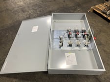 800 Amp. Siemens, HF327NR, Disconnect Switch Fusible, Heavy Duty, 240VAC, 250VDC, NEMA 3R, VBII, unused