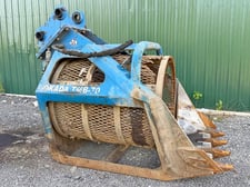 Okada #TMB-70, Attachment Screener/Shredder, open frame, 40000 - 60000 lbs. range, 5.51" screen length