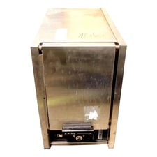 Hobart #HSF-3, Counter Steamer, 3 pans all 12" x 20" x 2-1/2", 208 V., 60 Hz, 3-Ph.