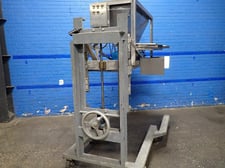 Linear Scale, Forming Head, w/Panel View 300 Micro, 5 Amps, 230 V