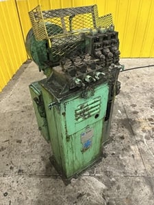 5/16" Torin #1818-12, 12 roll, 2 plane tube & wire straightener, 600000 psi, all rolls individual adjustment