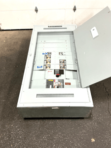 800 Amp. General Electric, Spectra Series, panelboard, 3 wire, 480 Volts, 3 phase