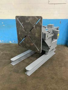2500 lb. Aronson #HD25FB4, welding positioner, 30" x 30" table area, pendant Control, forward/reverse, 1976
