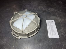 Killark #VML1X930G, Area Light Fixture, 75 watt, VMB2B Splice Box & Cover, 3/4" hub size, 120-277 Volts