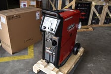 Lincoln #K4467-1, Powermig Welder, 350 Amps, 7" Color Display, 230/460/575 V., 1-Ph.