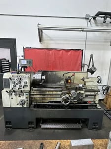 16.9"/25.5" x 40" Select #1640G, engine lathes, 13" 3-jaw chuck, 3.07" bore, 20-2000 RPM, Accu-Rite digital